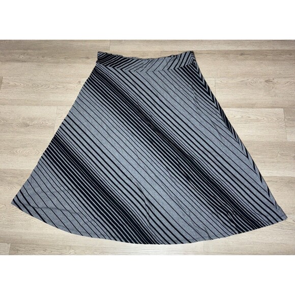 Womens Plus Size 2X Jaclyn Smith Black And Gray Striped Skirt Stretch Spandex - Picture 2 of 5